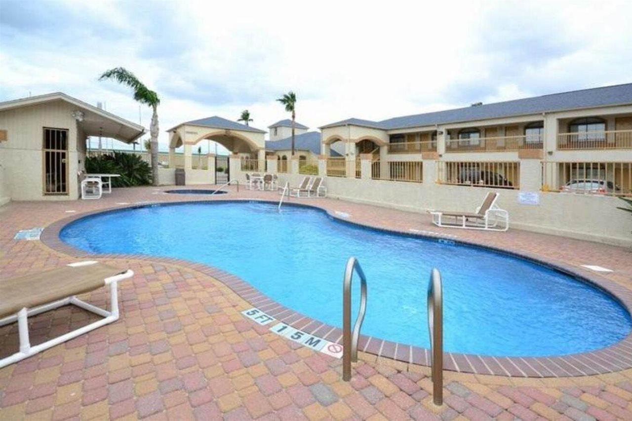Americas Best Value Inn & Suites San Benito Instalações foto