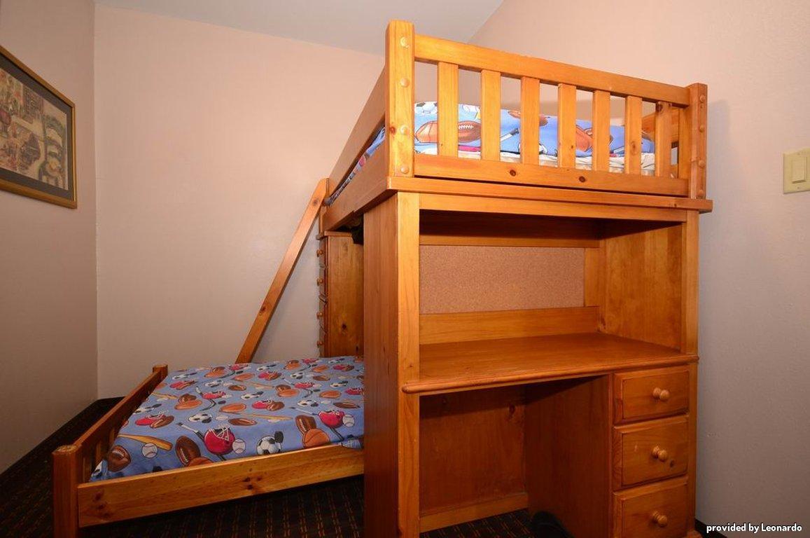 Americas Best Value Inn & Suites San Benito Quarto foto