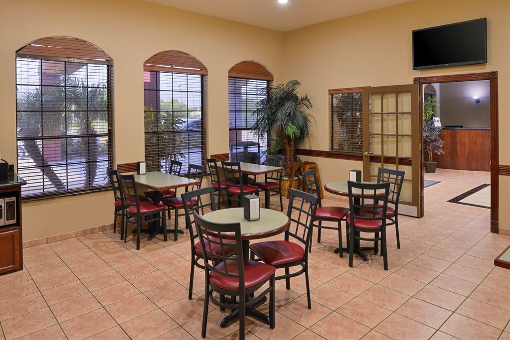 Americas Best Value Inn & Suites San Benito Instalações foto